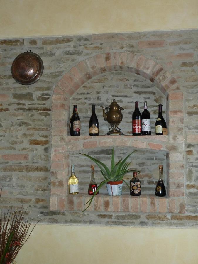 Agriturismo San Martino Castiglione Tinella Luaran gambar