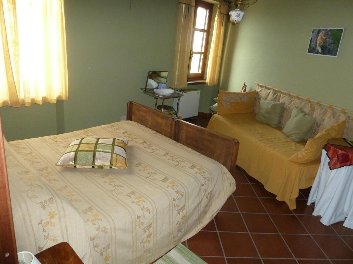 Agriturismo San Martino Castiglione Tinella Bilik gambar