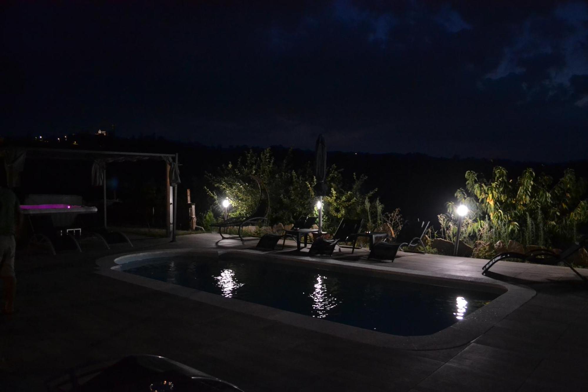 Agriturismo San Martino Castiglione Tinella Luaran gambar