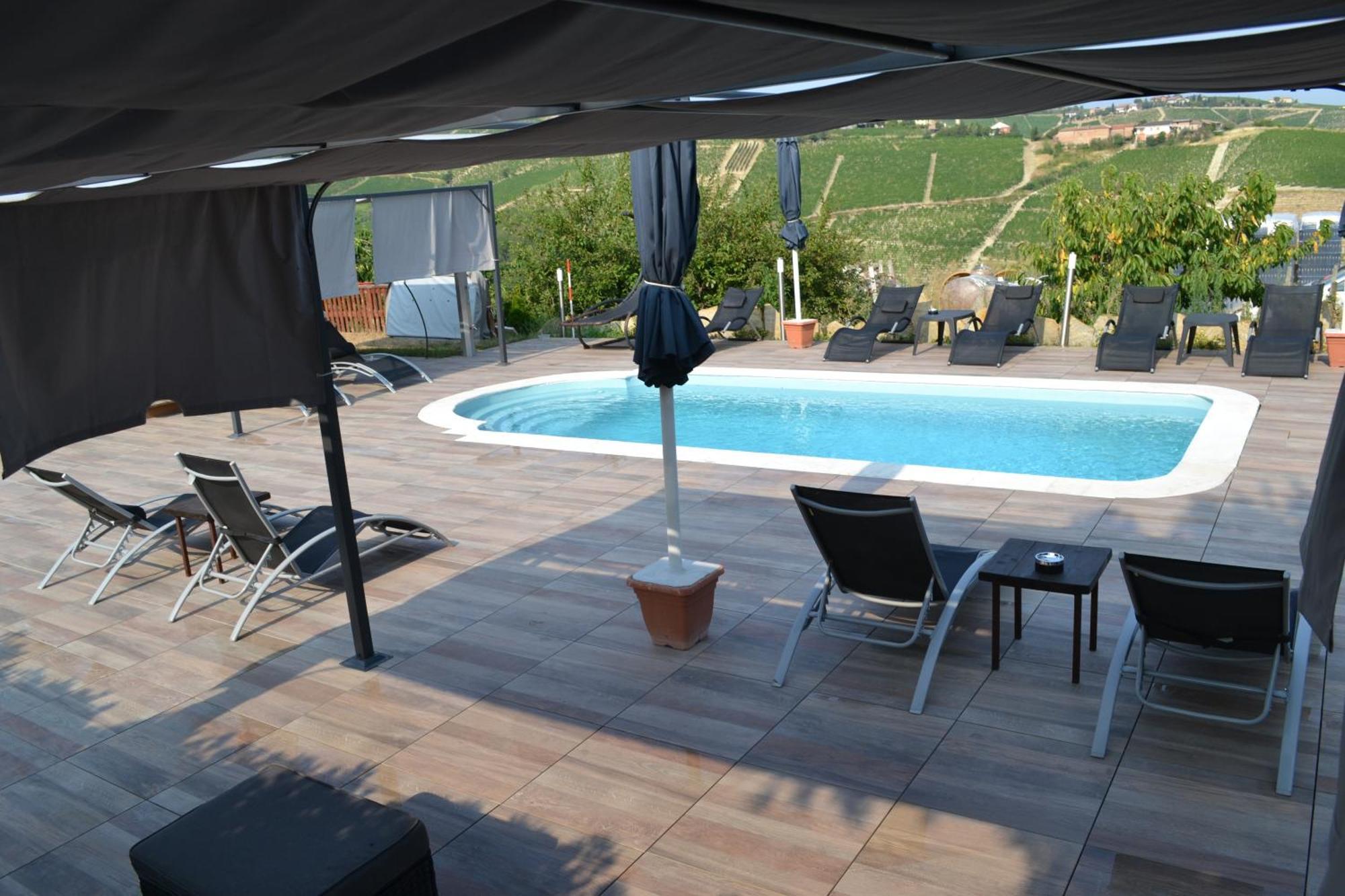 Agriturismo San Martino Castiglione Tinella Luaran gambar